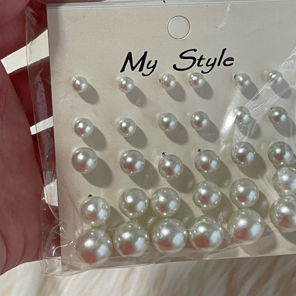 pearl earring package